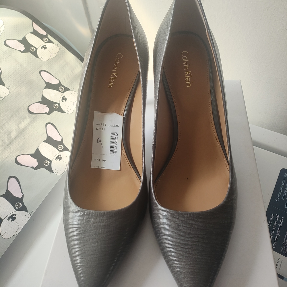 Calvin Klein Women's Gray Pumps